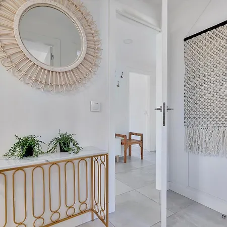 Lovely 3 Bedroom Next To Higueron Area. Fuengirola