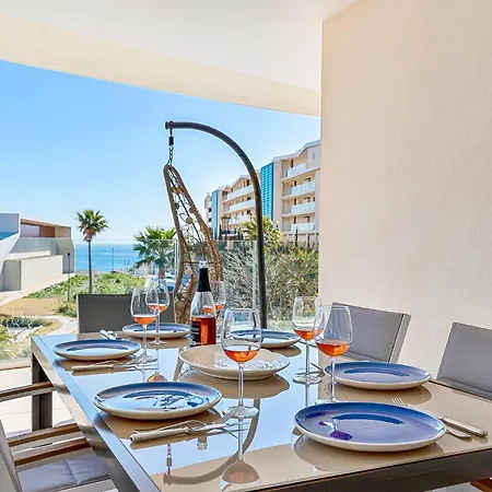 Apartment Lovely 3 Bedroom Next To Higueron Area. Fuengirola