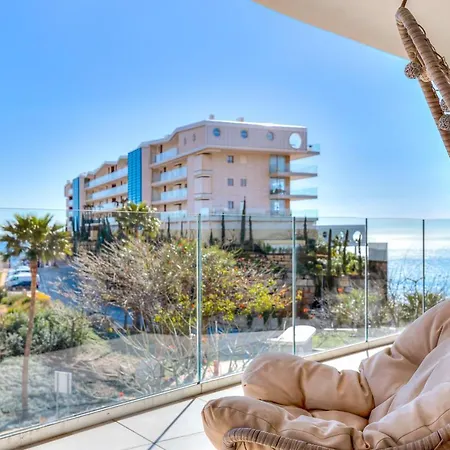 Lovely 3 Bedroom Next To Higueron Area. Apartment
